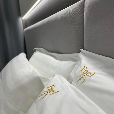 아파트 Fael Luxury 310 *