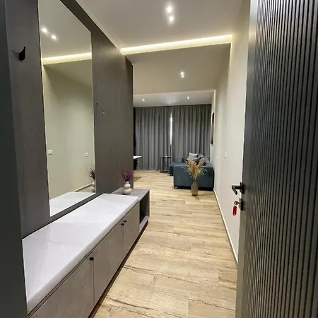 아파트 Fael Luxury 310 *